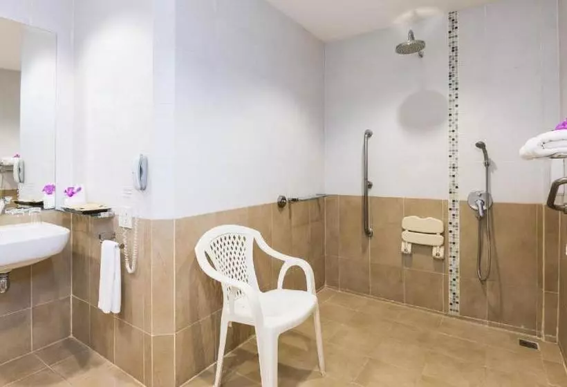 اتاق استاندارد برای معلولان, Thai Garden Resort