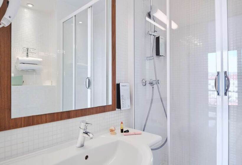 スタンダードルーム, Campanile Hotel Nice Centre Acropolis