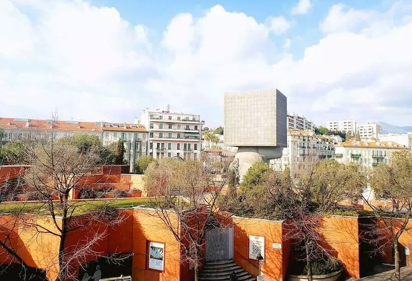 スタンダードルーム, Campanile Hotel Nice Centre Acropolis