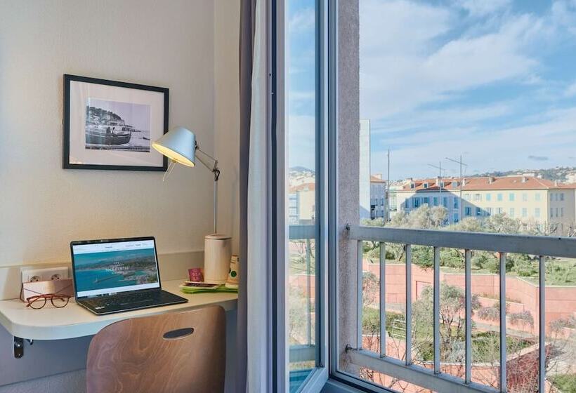 スタンダードルーム, Campanile Hotel Nice Centre Acropolis