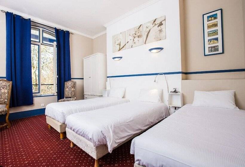 חדר סטנדרט לשלושה, Chenal