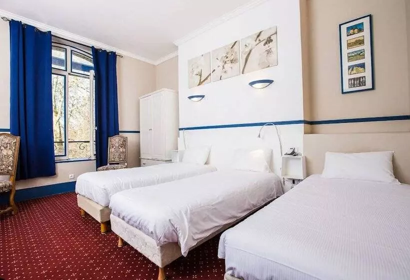 Quarto Triplo Estandar, Chenal