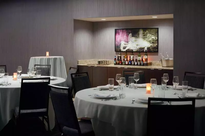 キングサイズベッドのスタンダードルーム, Courtyard By Marriott Fayetteville