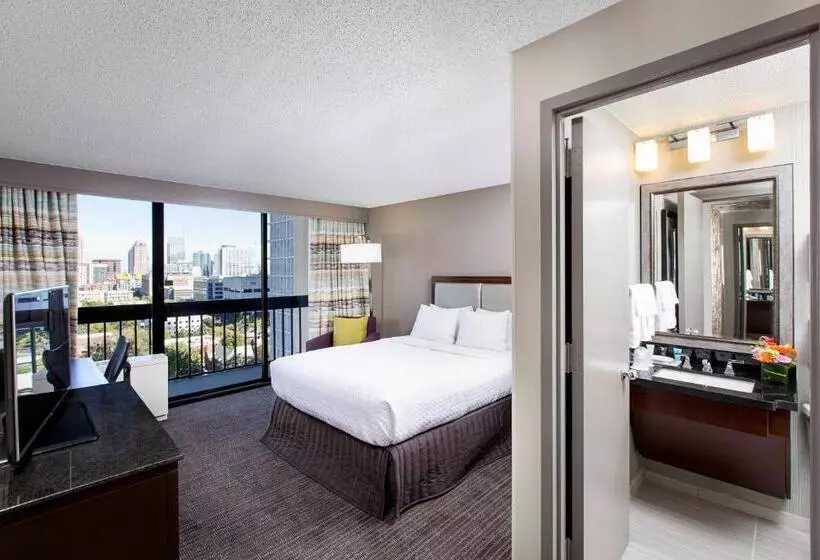 スタンダードシングルルーム, Crowne Plaza Atlanta  Midtown, An Ihg