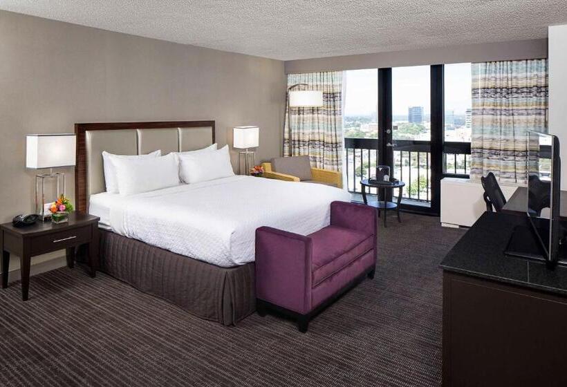جناح لذوى الاحتياجات الخاصة, Crowne Plaza Atlanta Midtown, An Ihg
