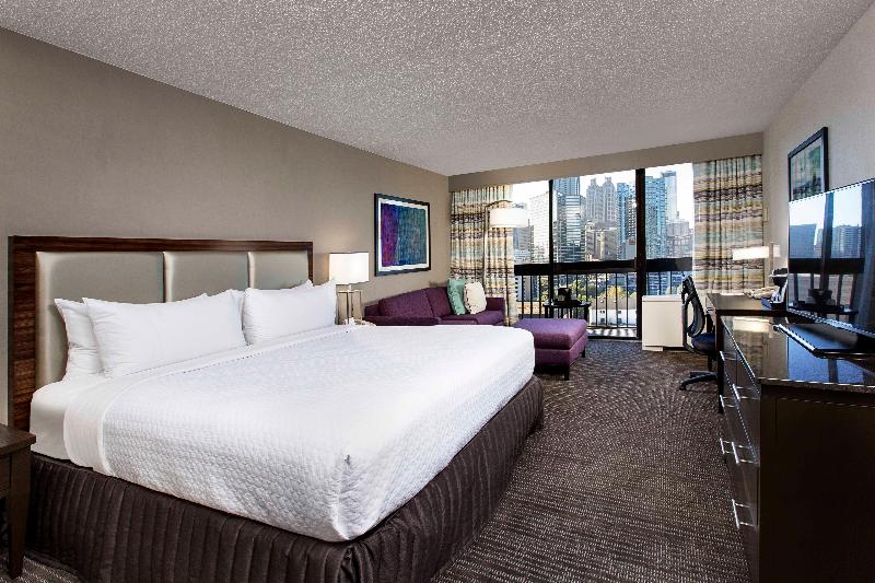 غرفة ديلوكس سرير كينج, Crowne Plaza Atlanta Midtown, An Ihg
