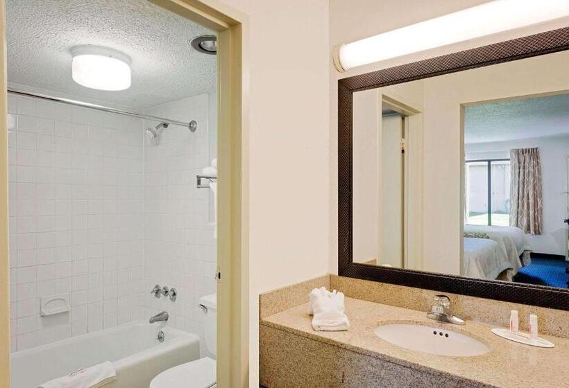 חדר סטנדרט עם מיטת קינג, Days Inn By Wyndham Easton