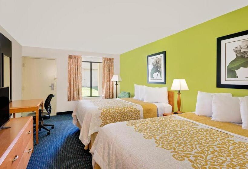 חדר סטנדרט שתי מיטות זוגיות, Days Inn By Wyndham Easton