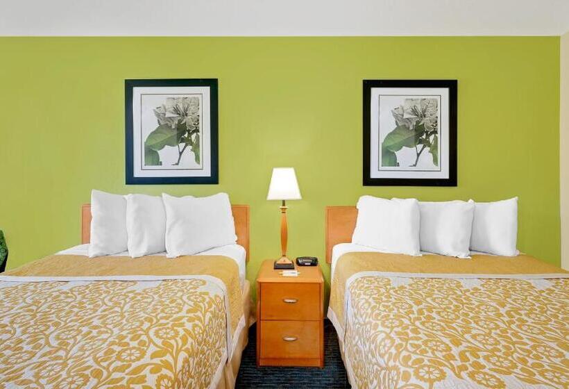 חדר סטנדרט שתי מיטות זוגיות, Days Inn By Wyndham Easton