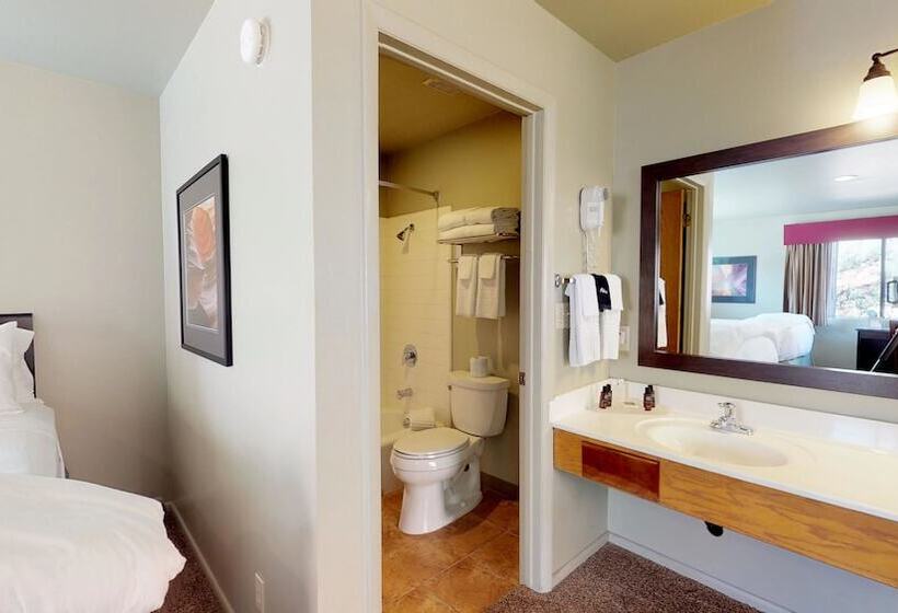 غرفة قياسية, Flanigan`s Resort And Spa