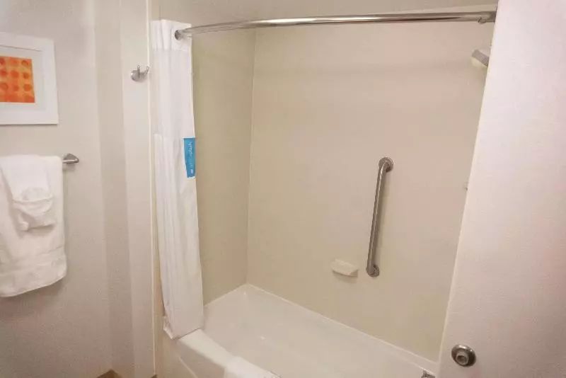 キングサイドベッドのスタンダードワンルーム, Hampton Inn Rock Hill