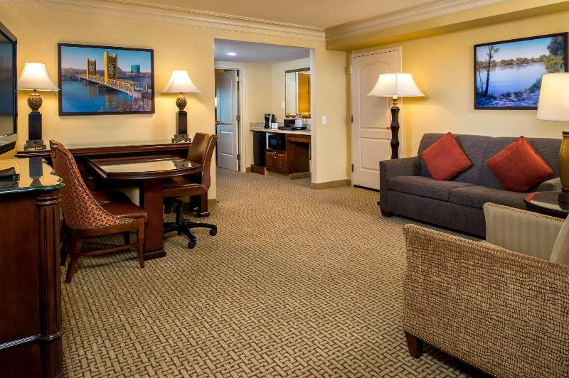 キングサイズベッドのスタンダードルーム, Hampton Inn Rock Hill