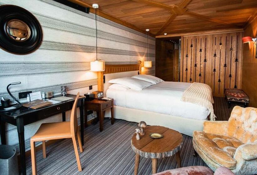 اتاق لوکس با چشم‌انداز شهر, Hôtel Le Blizzard