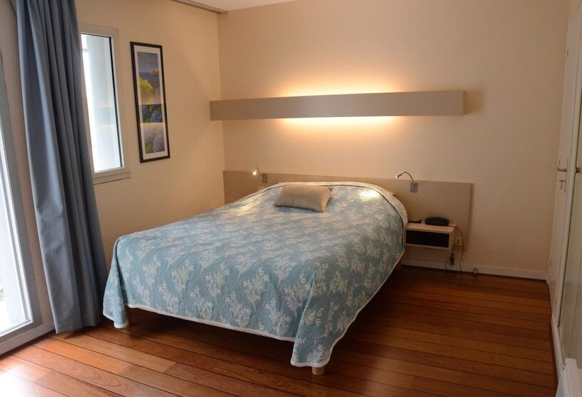 غرفة قياسية, Ker Vennaik