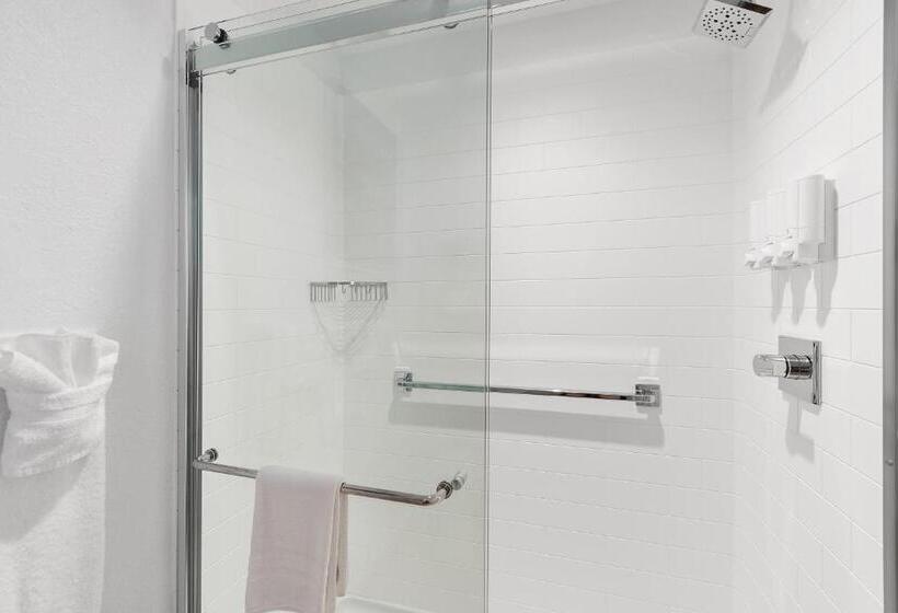 스탠다드 룸, Ocean Isle Inn