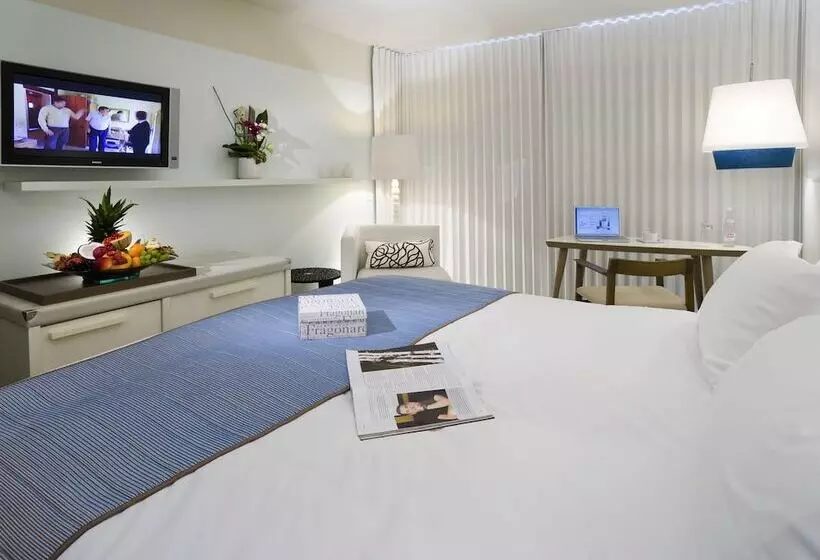 Superior Room with Terrace, Pullman Cannes Mandelieu Royal Casino