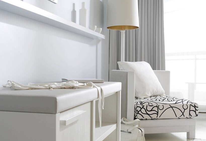 Номер Superior с Террасой, Pullman Cannes Mandelieu Royal Casino
