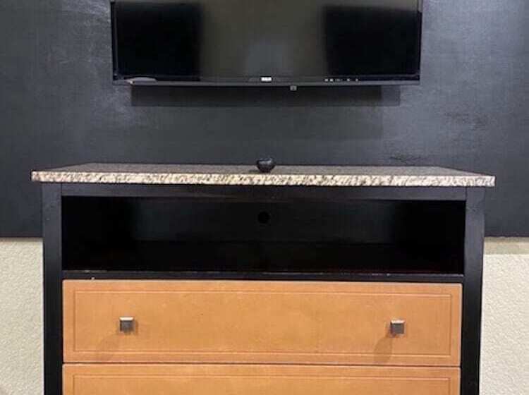 غرفه قياسيه سريرين مزدوجين, Travelers Inn Elizabeth City