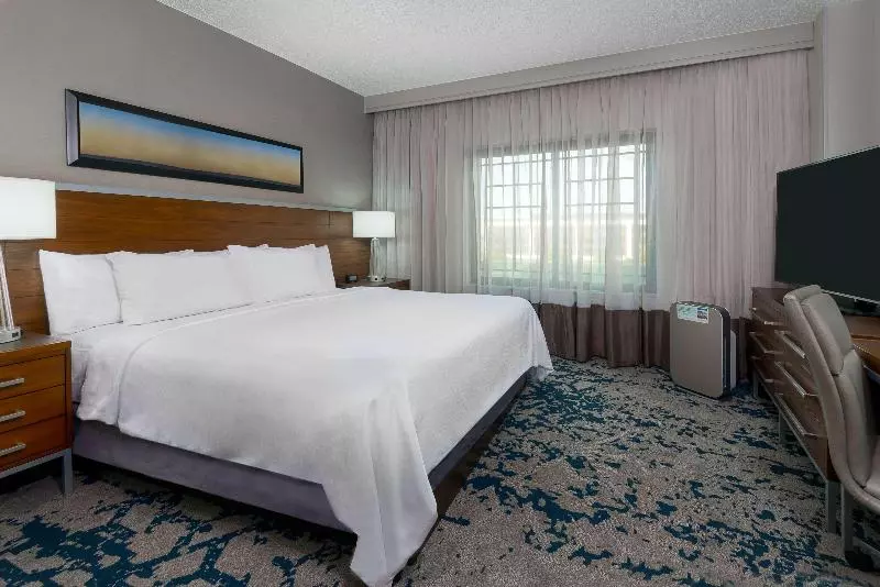 プレミアムスイート, Embassy Suites Little Rock