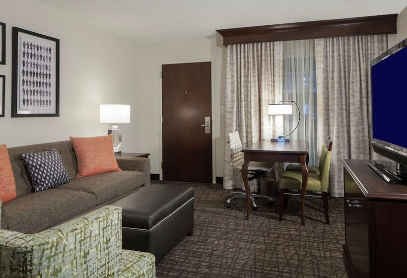 Люкс Premium 2 Спальни, Embassy Suites By Hilton Philadelphia Airport