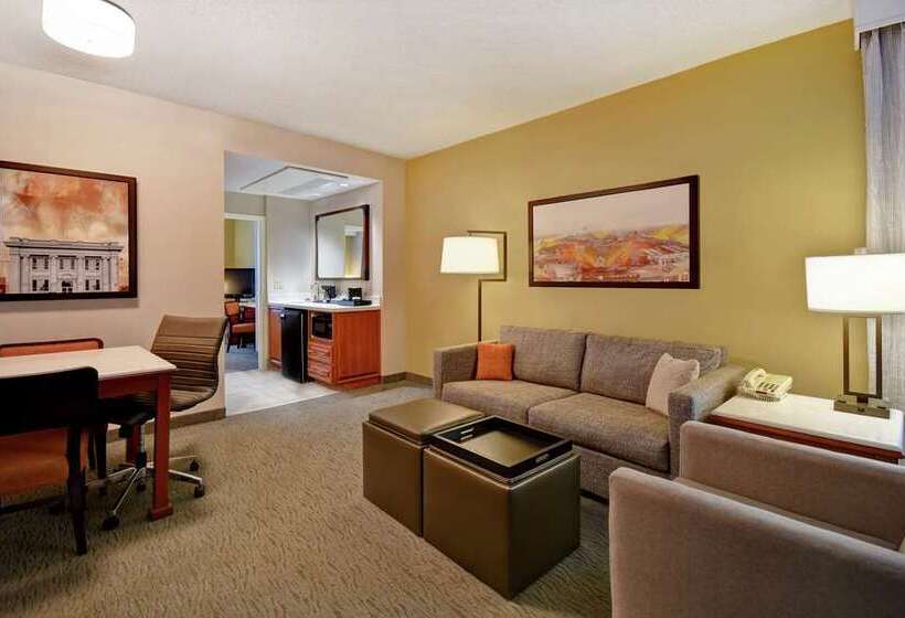 Люкс Премиум, Embassy Suites Little Rock