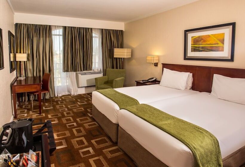 标准间, Garden Court Or Tambo International Airport