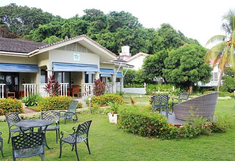 اتاق لوکس با چشم‌انداز دریا, Le Relax Hotel And Restaurant