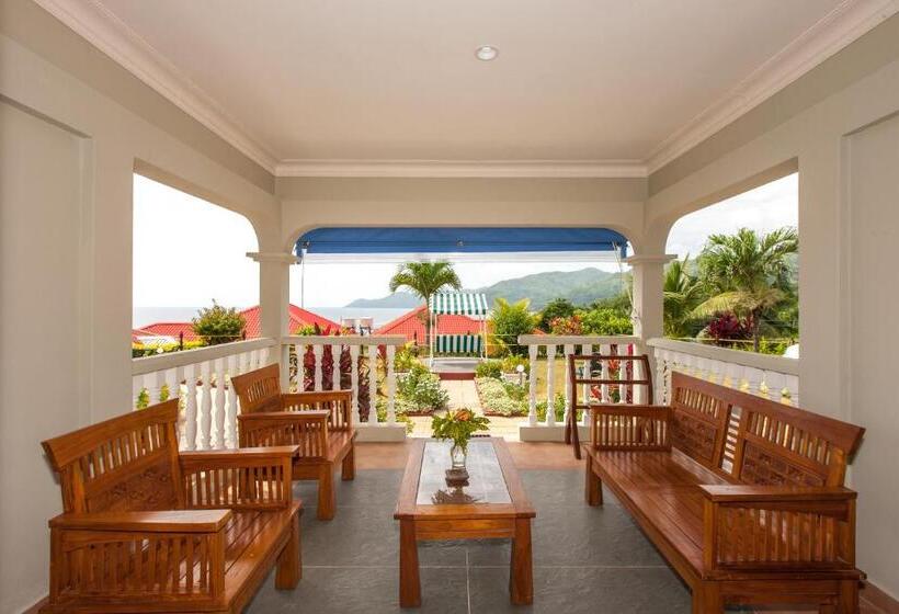 اتاق لوکس با چشم‌انداز دریا, Le Relax Hotel And Restaurant