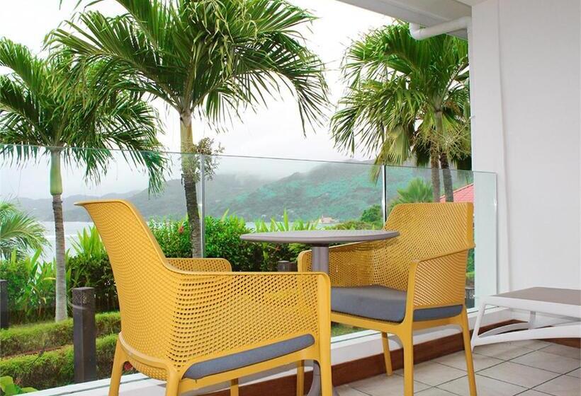 اتاق استاندارد با چشم‌انداز دریا, Le Relax Hotel And Restaurant