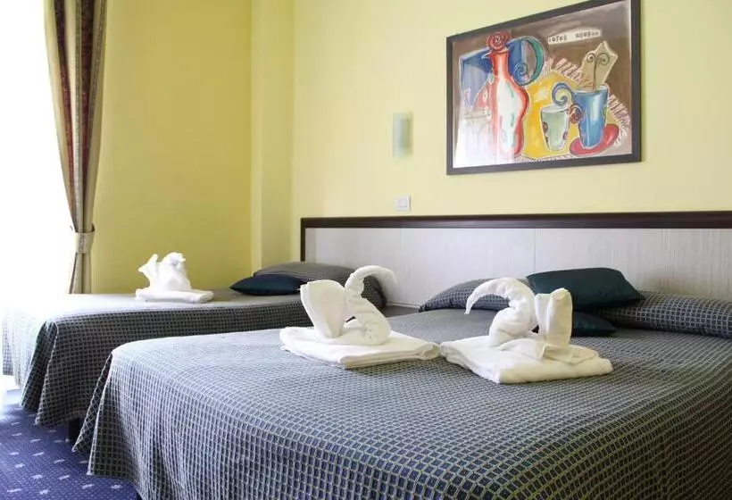 اتاق استاندارد سه نفره, Lugano