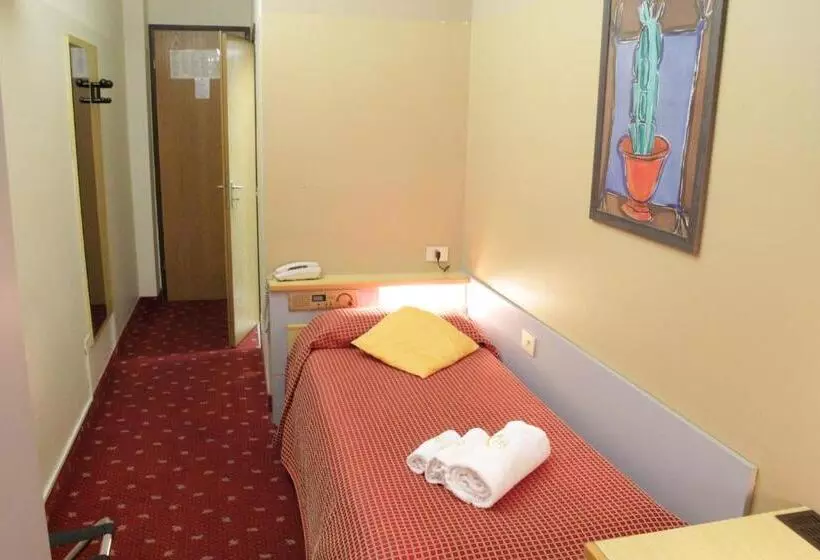 اتاق استاندارد یک نفره, Lugano