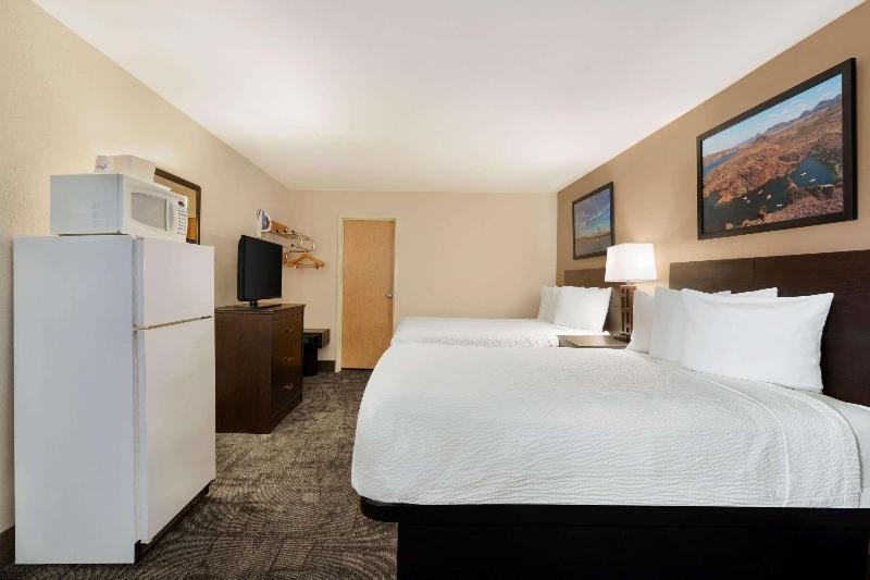 디럭스 스위트, Travelodge By Wyndham Lake Havasu