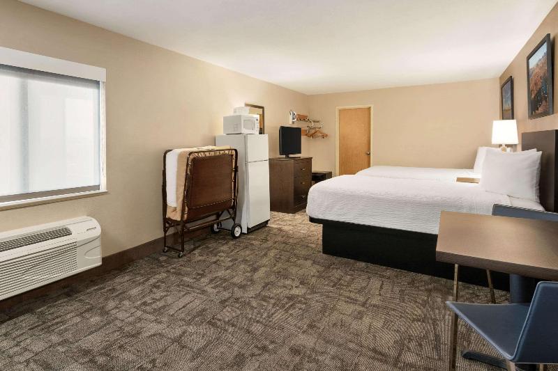 سوییت لوکس, Travelodge By Wyndham Lake Havasu