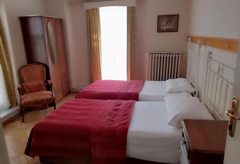 اتاق اکونومی یک تخته, Turkoman