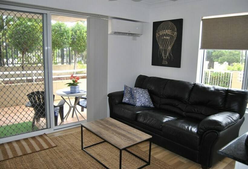 Апартаменты 1 Спальня, Budds Beach Apartments