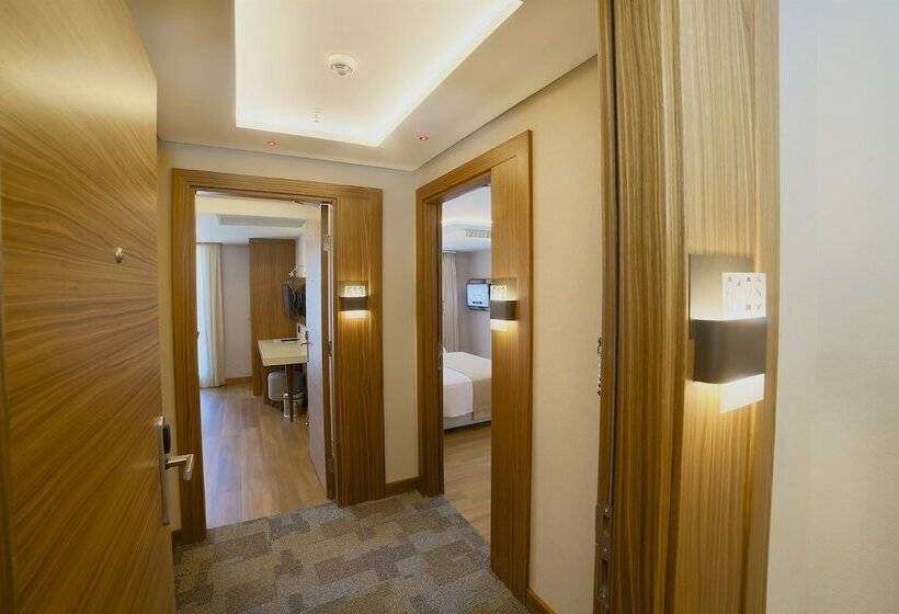 اتاق خانوادگی, Erboy Hotel Istanbul Sirkeci