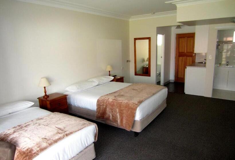 디럭스 스위트, Moore Park Inn