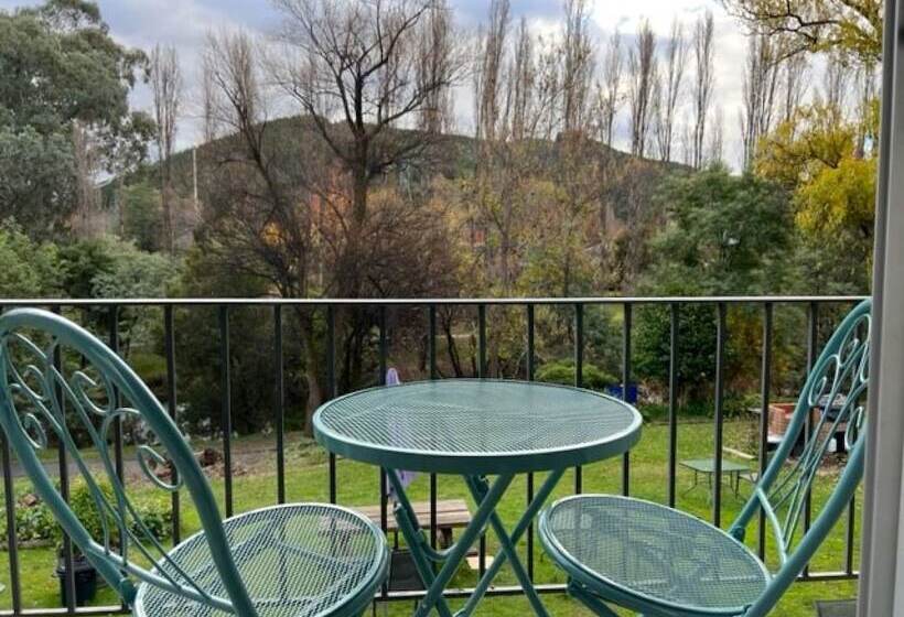 Номер Стандарт Вид на Реку, Riverbank Park Motel