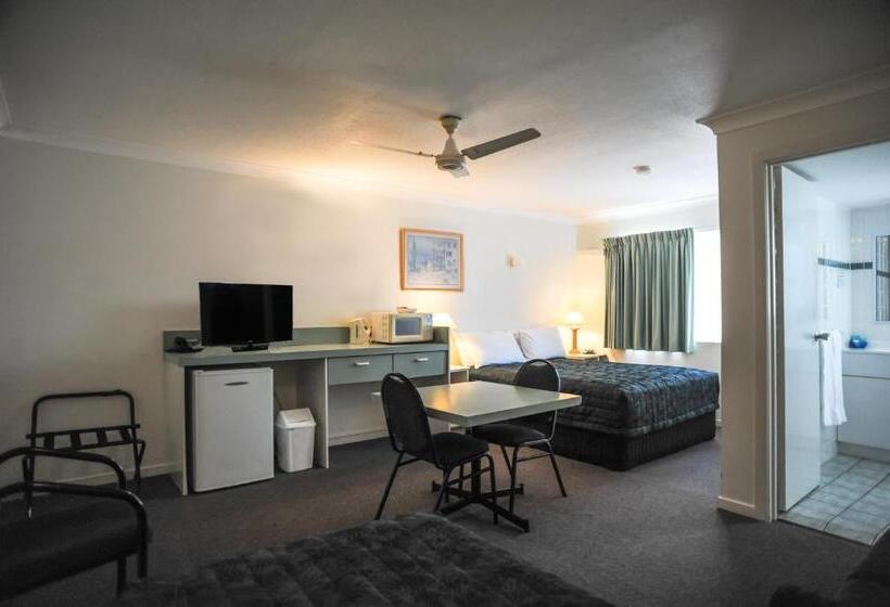 Четырехместный Номер Стандарт, Southport Motel & Apartments