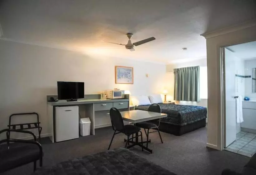 اتاق استاندارد چهار تخته, Southport Motel & Apartments