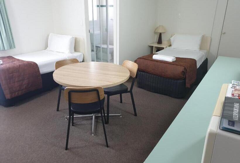 Номер Стандарт Трехместный, Southport Motel & Apartments