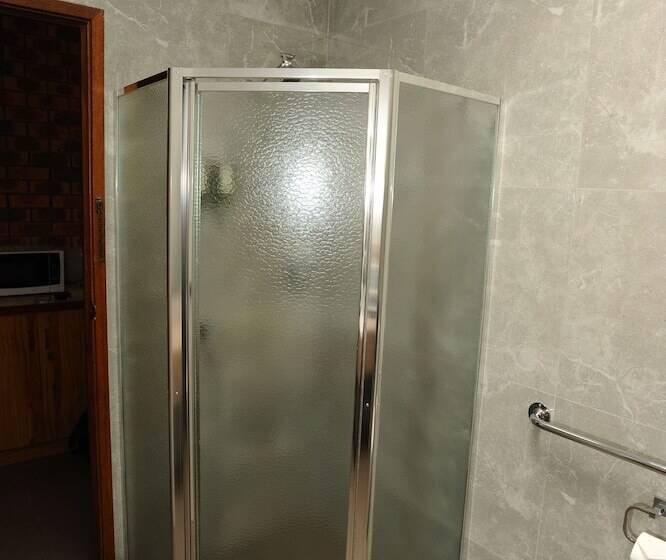 غرفة عائلية, Horsham Mid City Court Motel