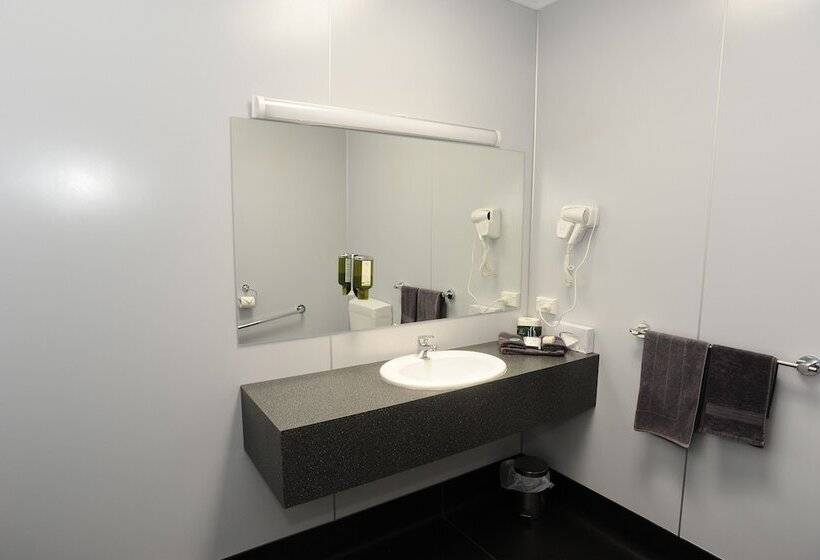 غرفة عائلية, Horsham Mid City Court Motel