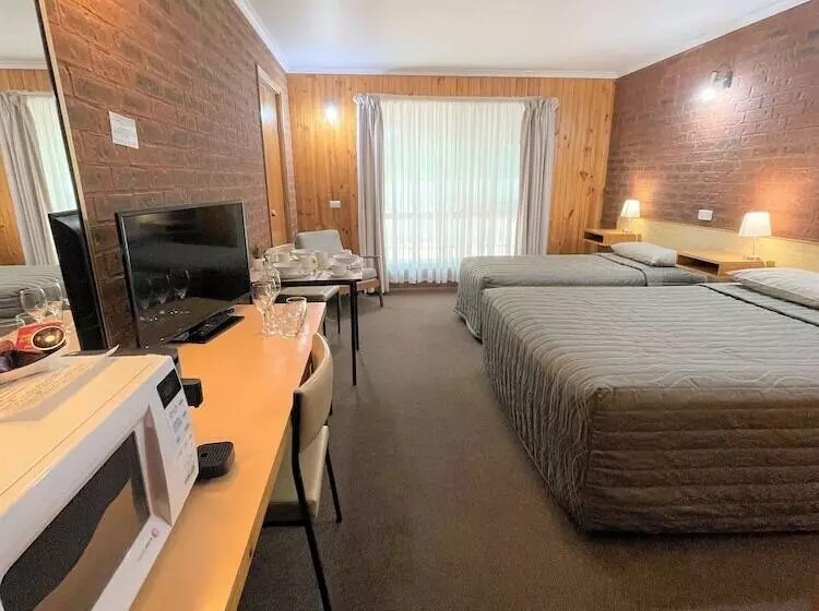 اتاق استاندارد, Country Roads Motor Inn