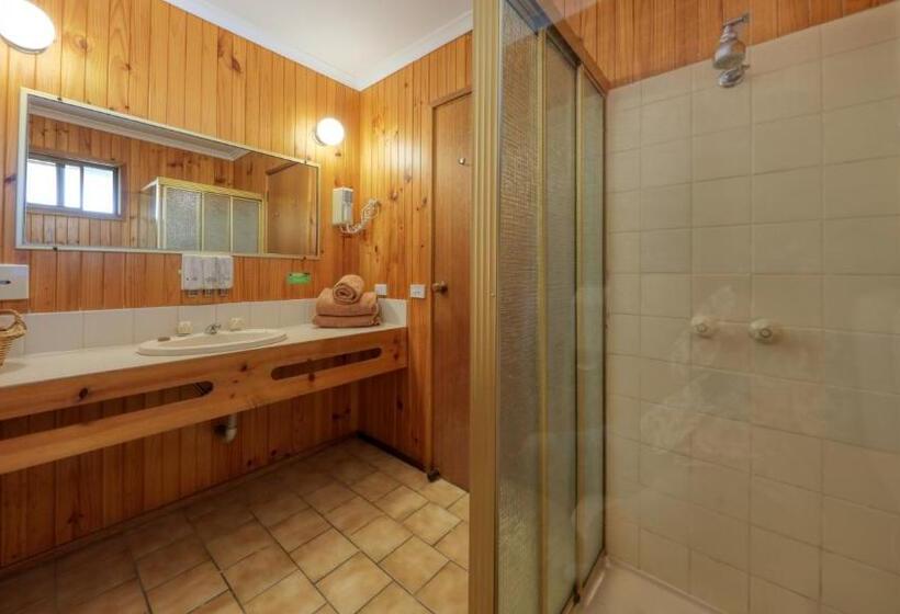 חדר דלוקס, Country Roads Motor Inn