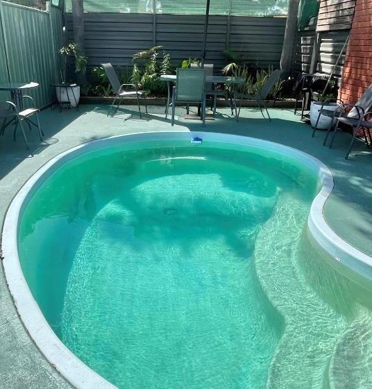 חדר סופריור, Country Roads Motor Inn