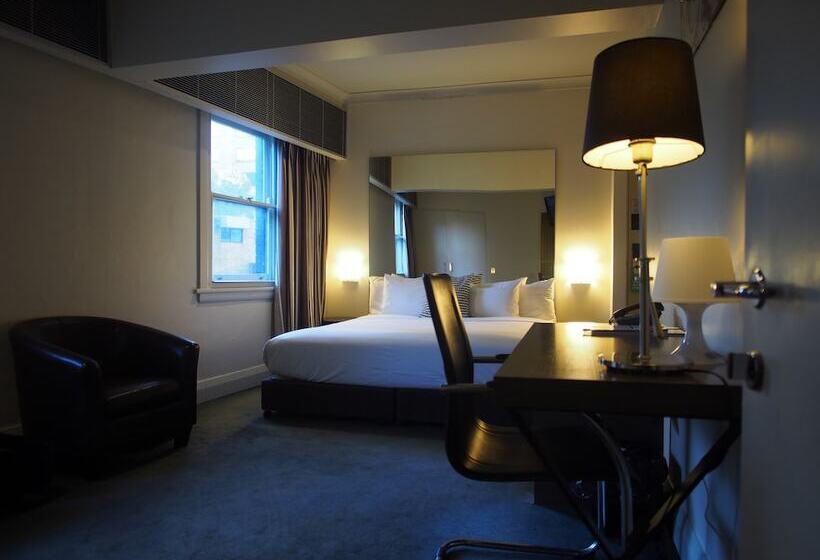 Номер Executive, Kirketon Hotel Sydney
