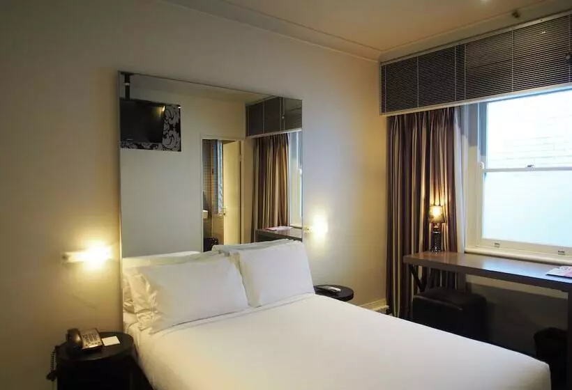 スタンダードルーム, Kirketon Hotel Sydney