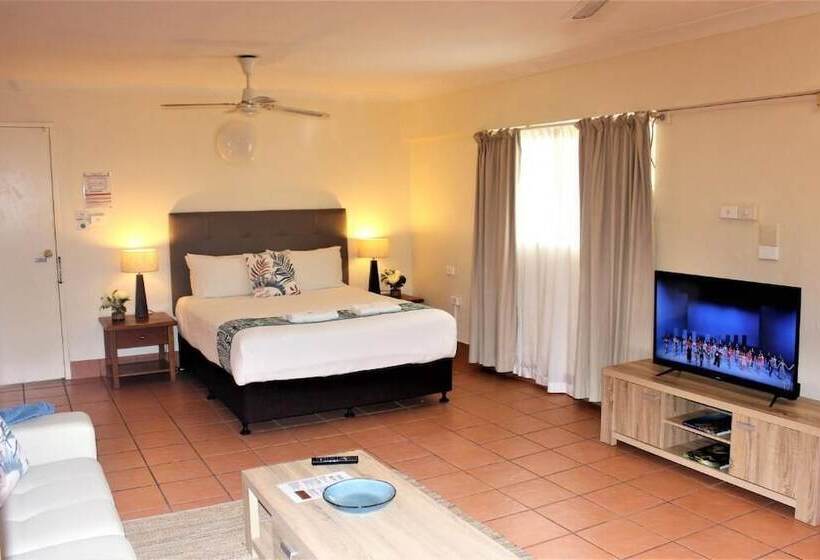 חדר סטודיו סטנדרד, Lake Central Cairns