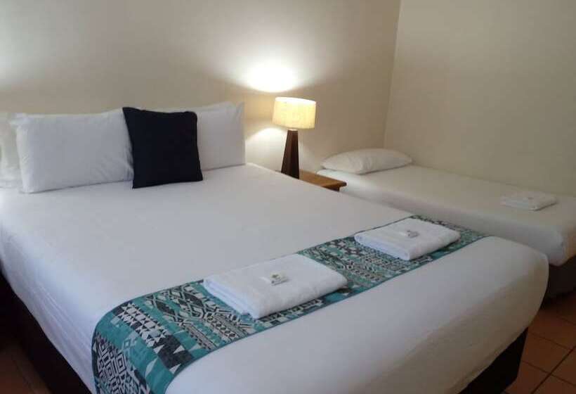 דירת חדר, Lake Central Cairns